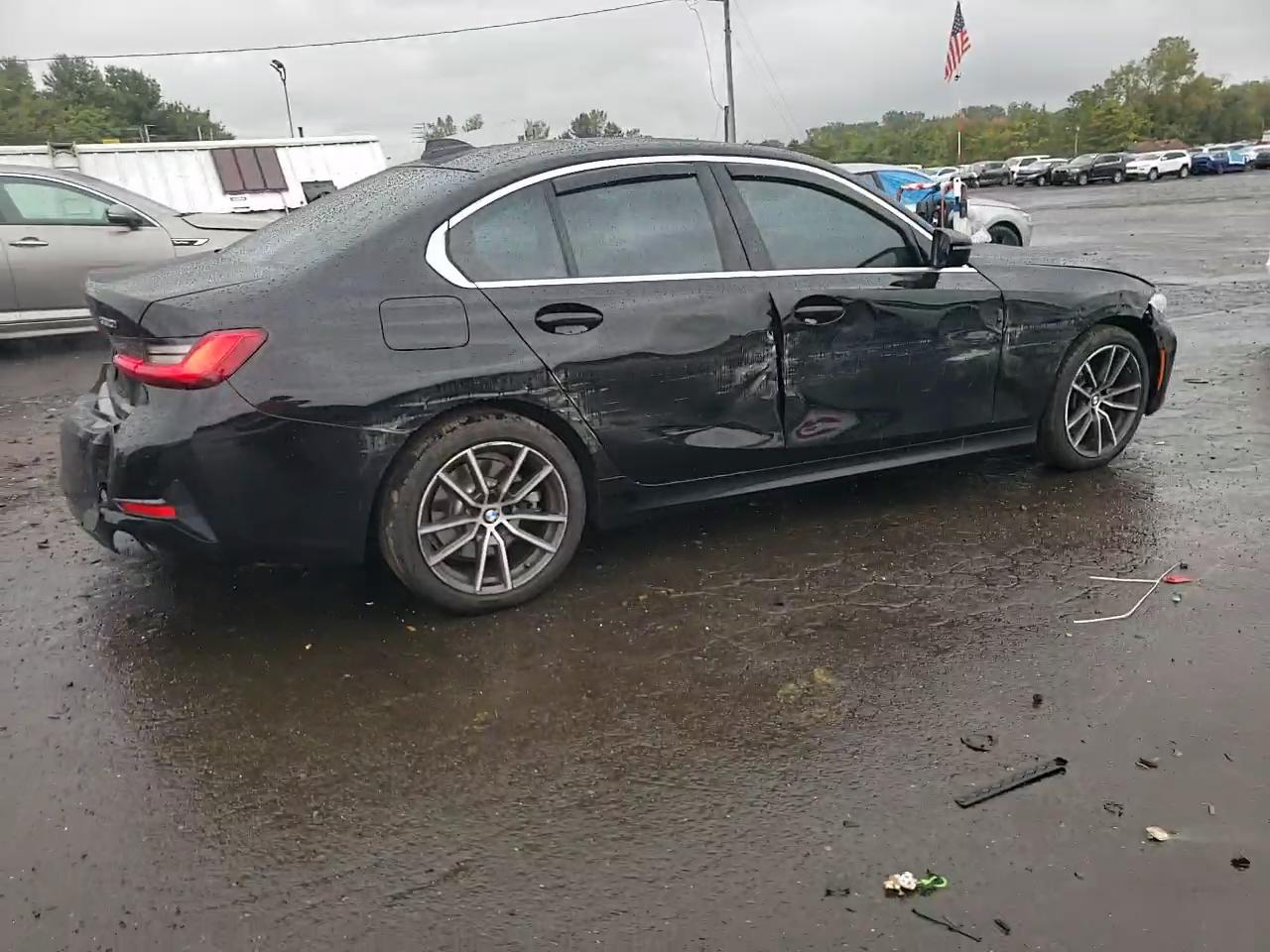 Фото: 3MW5R7J01L8B22599