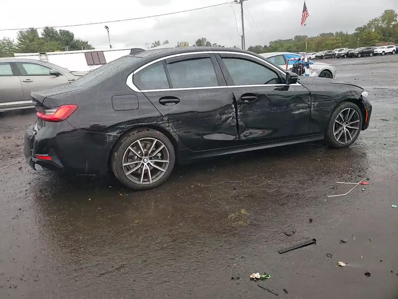 Фото: 3MW5R7J01L8B22599