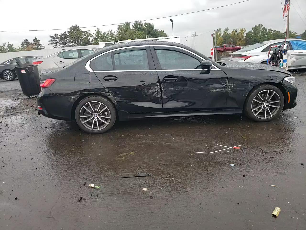 Фото: 3MW5R7J01L8B22599