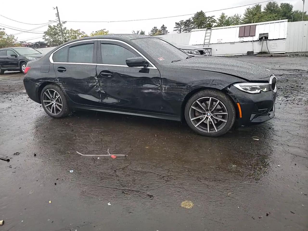 Фото: 3MW5R7J01L8B22599