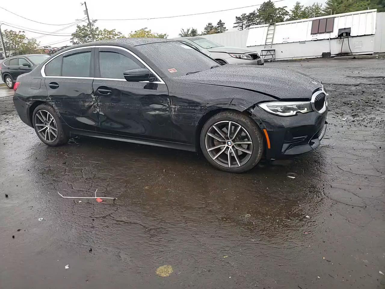 Фото: 3MW5R7J01L8B22599