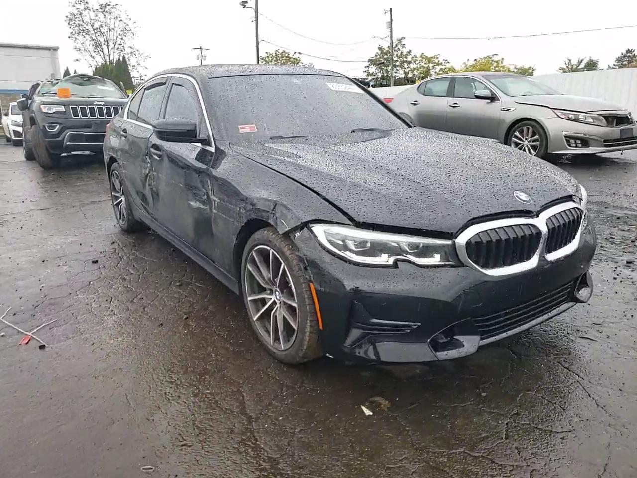 Фото: 3MW5R7J01L8B22599