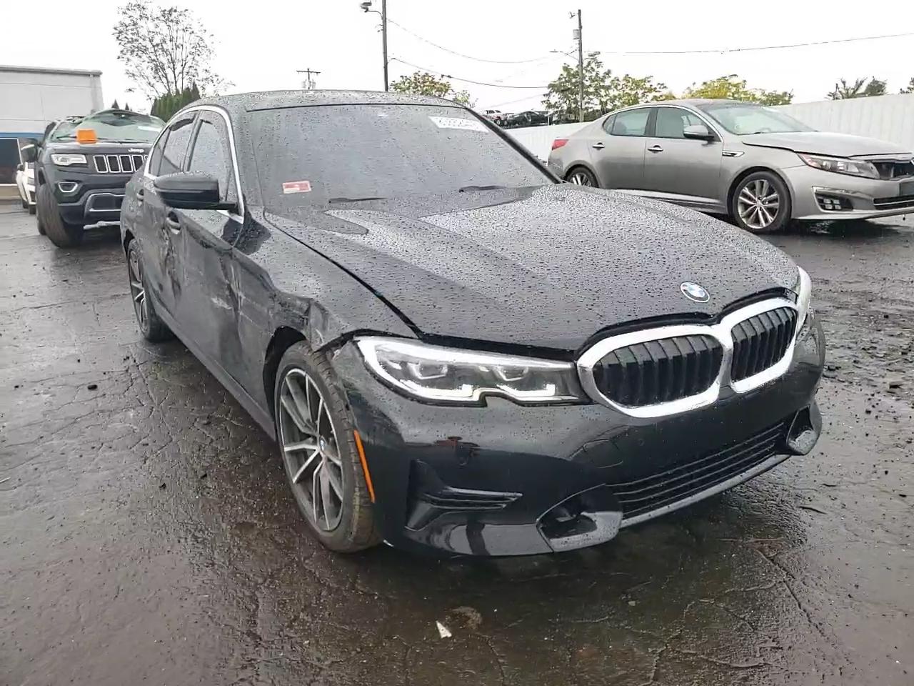 Фото: 3MW5R7J01L8B22599