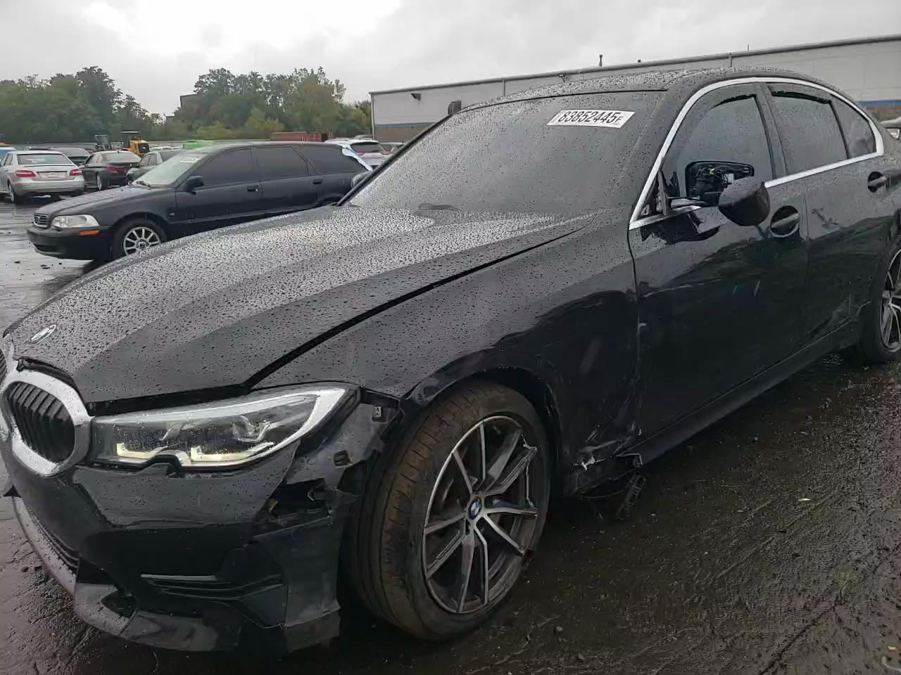 Фото: 3MW5R7J01L8B22599