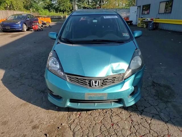 2013 Honda Fit Sport VIN: JHMGE8H55DC039121 Lot: 81113335