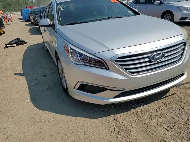 2016 Hyundai Sonata Se VIN: 5NPE24AF4GH315326 Lot: 80348095