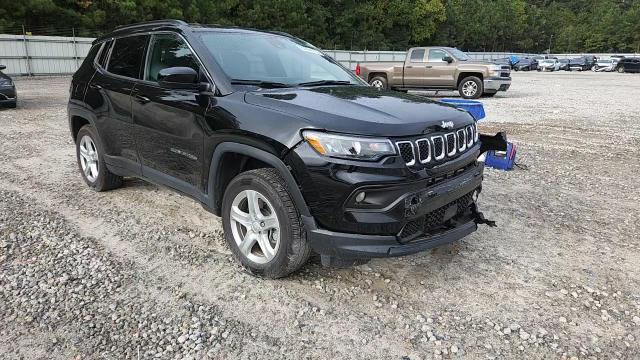 2023 Jeep Compass Latitude VIN: 3C4NJDBN9PT570448 Lot: 83984115