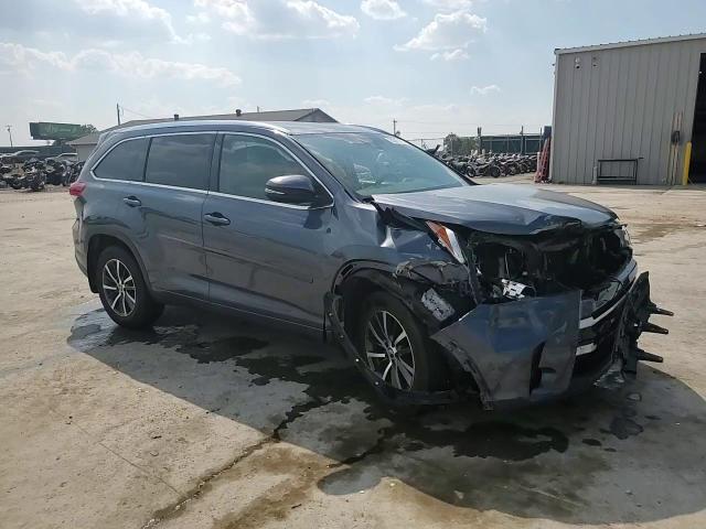 2017 Toyota Highlander Se VIN: 5TDJZRFH2HS421559 Lot: 80870175