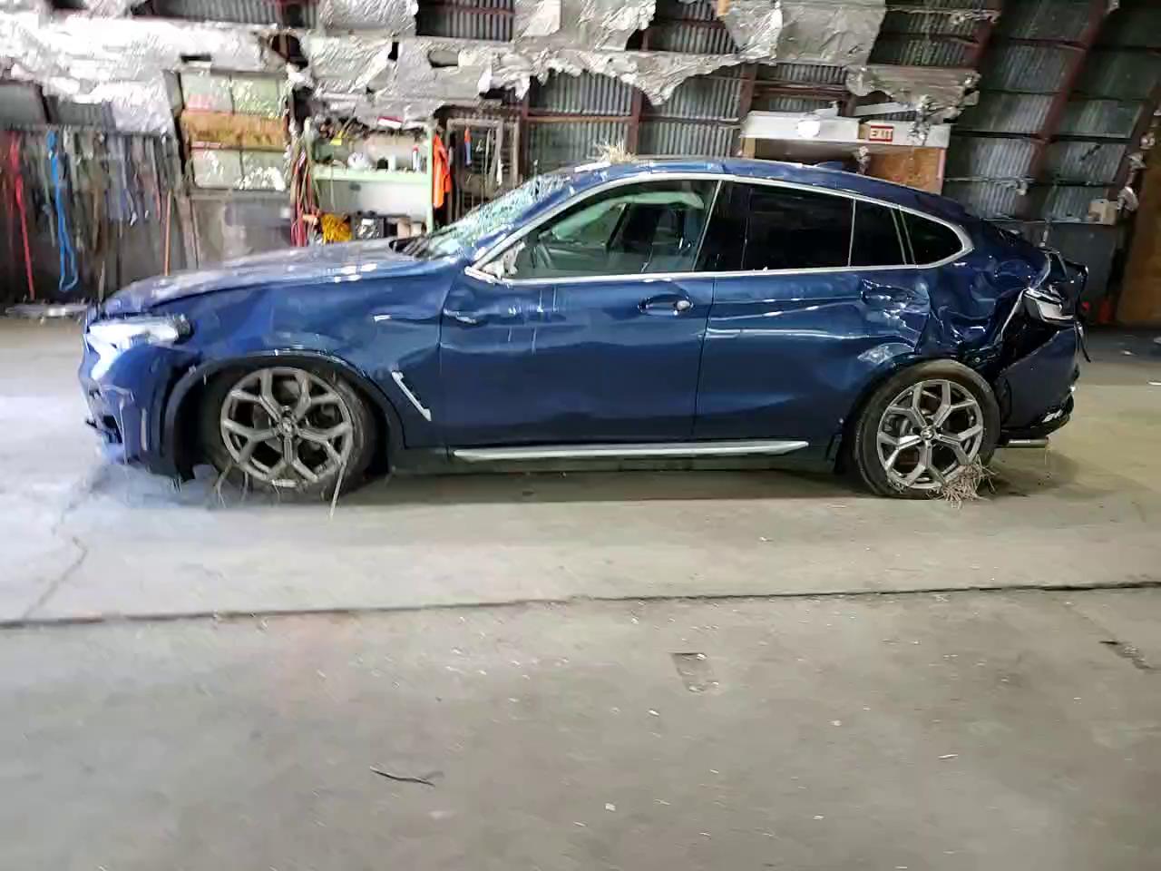 Фото: 5UX2V1C06M9H66359