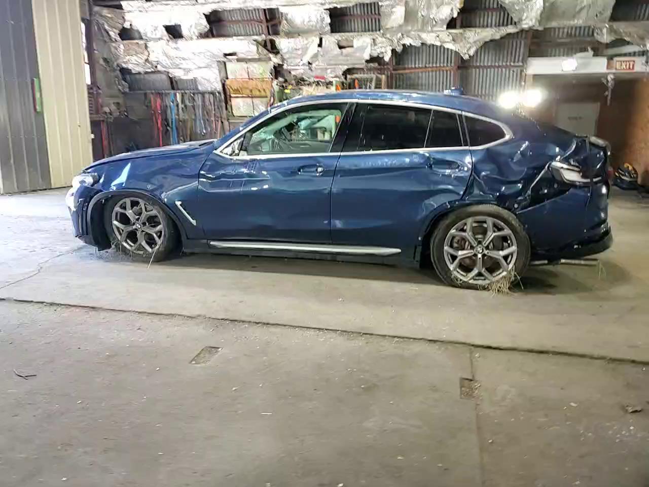 Фото: 5UX2V1C06M9H66359