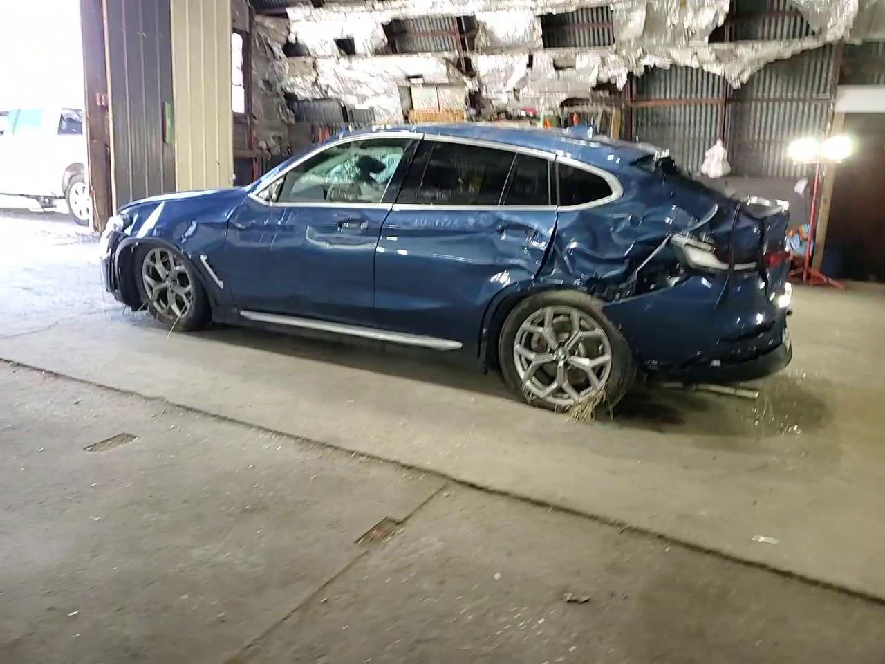 Фото: 5UX2V1C06M9H66359