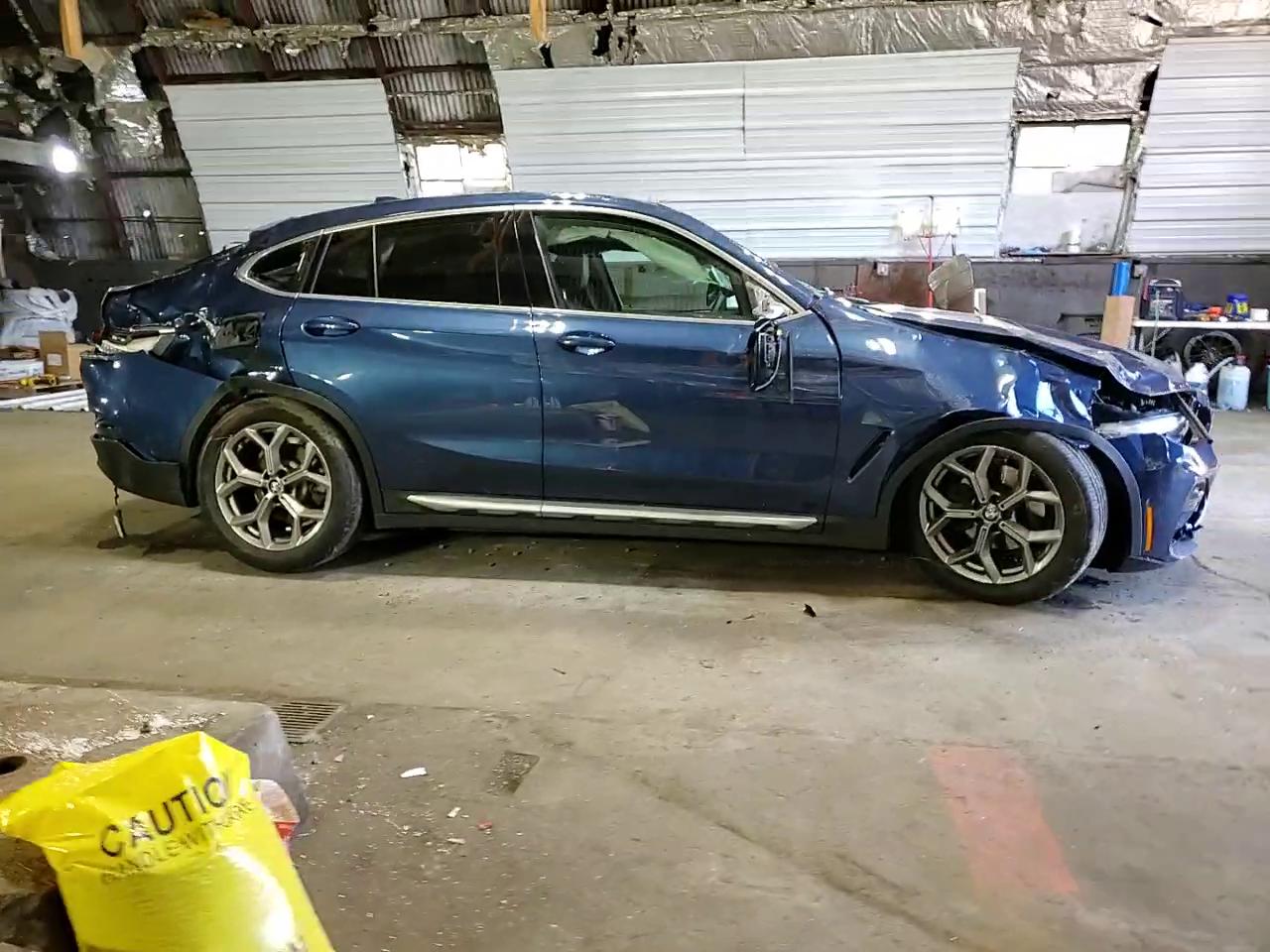 Фото: 5UX2V1C06M9H66359