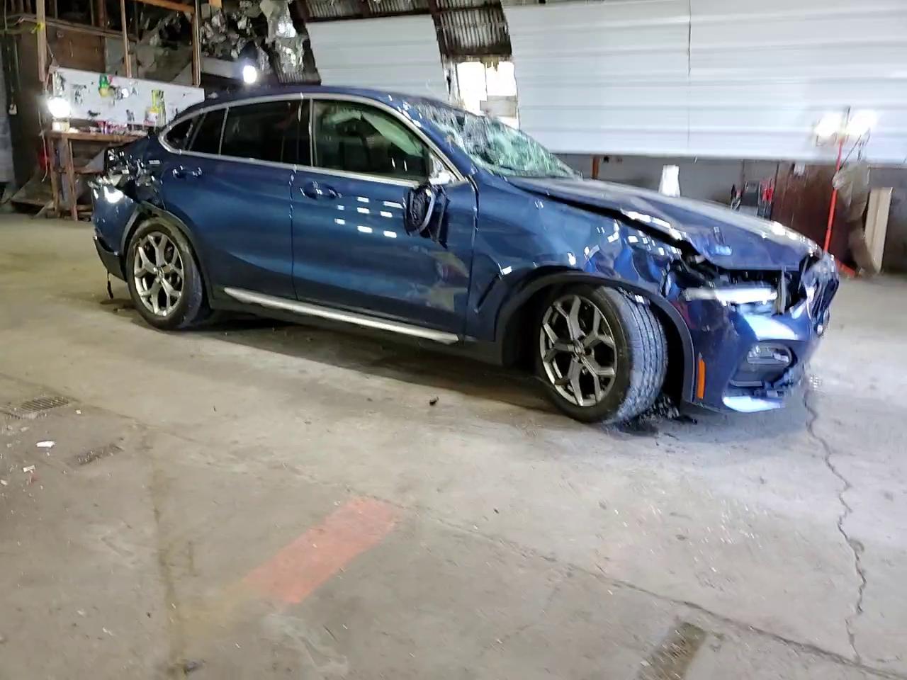 Фото: 5UX2V1C06M9H66359