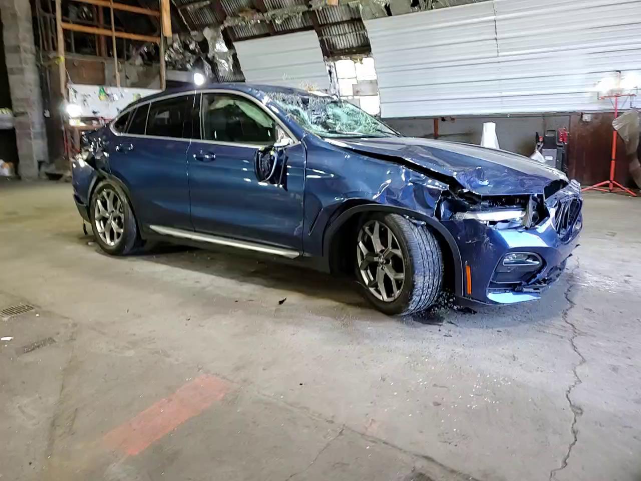 Фото: 5UX2V1C06M9H66359