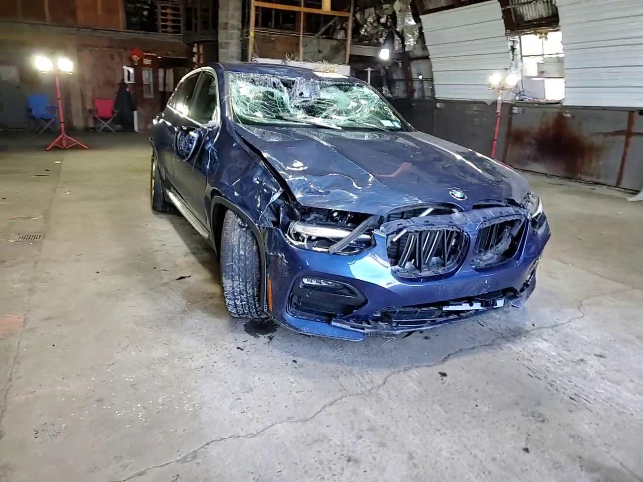 Фото: 5UX2V1C06M9H66359