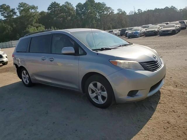 2012 Toyota Sienna Le VIN: 5TDKK3DC9CS255921 Lot: 81552965
