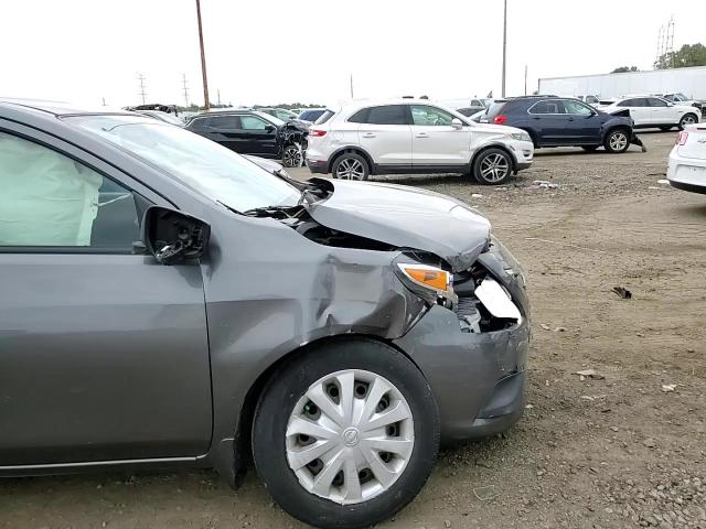 2017 Nissan Versa S VIN: 3N1CN7AP9HL889837 Lot: 80370985