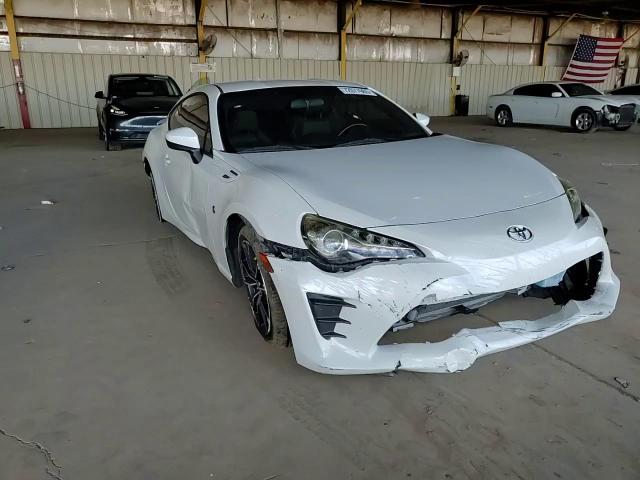 2017 Toyota 86 Base VIN: JF1ZNAA11H9710530 Lot: 72077965