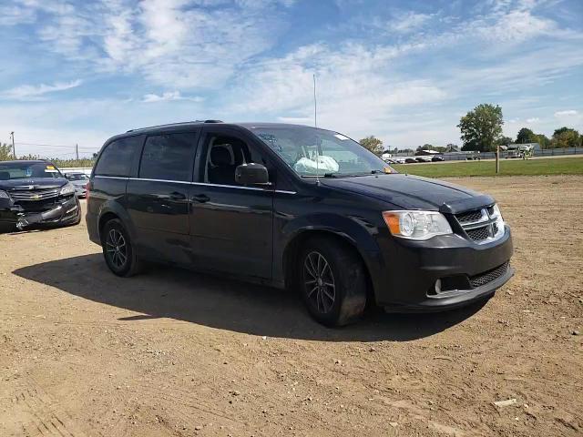 2017 Dodge Grand Caravan Sxt VIN: 2C4RDGCG3HR625426 Lot: 80312905