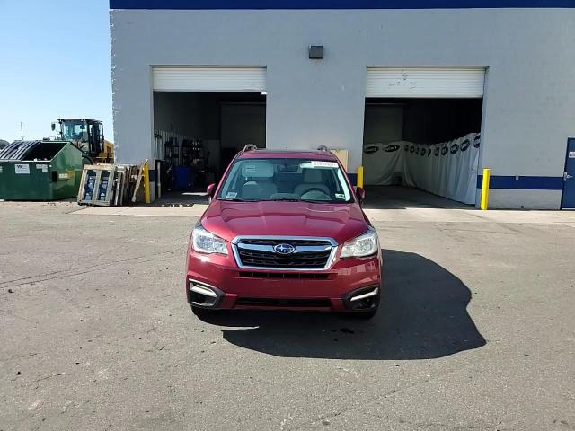 2018 Subaru Forester 2.5I Premium VIN: JF2SJAEC8JH571156 Lot: 83950935