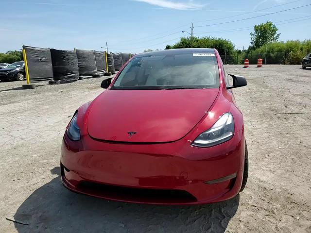 2021 Tesla Model Y VIN: 5YJYGDEF9MF137724 Lot: 71923255