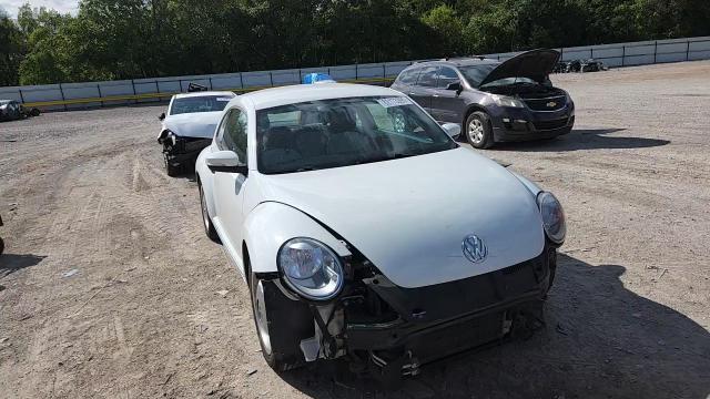 2016 Volkswagen Beetle 1.8T VIN: 3VWF17AT4GM630732 Lot: 82173395