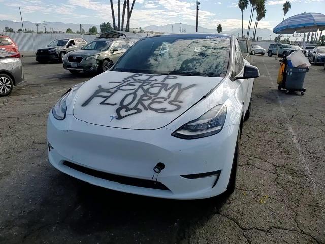 2020 Tesla Model Y VIN: 5YJYGDEE1LF048848 Lot: 83840875