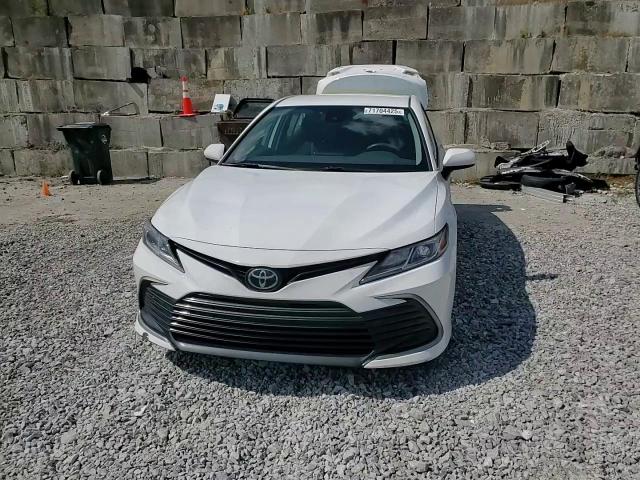 2022 Toyota Camry Le VIN: 4T1C11AK3NU668435 Lot: 71704425