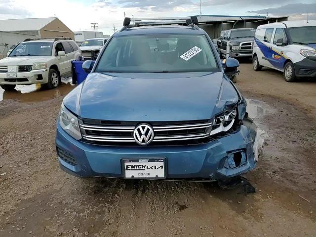 2018 Volkswagen Tiguan Limited VIN: WVGBV7AXXJK005366 Lot: 81222795