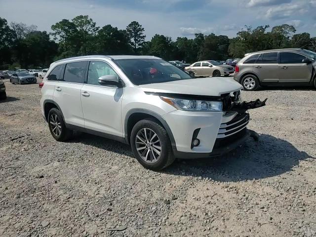 2019 Toyota Highlander Se VIN: 5TDKZRFH2KS562031 Lot: 71677415