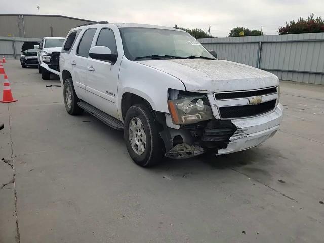 2007 Chevrolet Tahoe C1500 VIN: 1GNFC13047J402179 Lot: 81703535