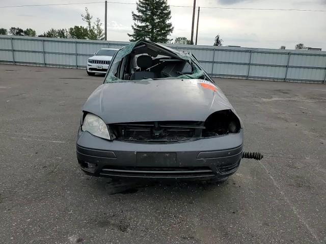 2005 Ford Focus Zx4 VIN: 1FAFP34N55W225120 Lot: 81922725