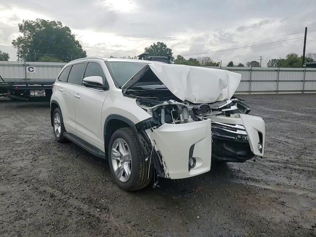 2019 Toyota Highlander Limited VIN: 5TDDZRFH9KS711964 Lot: 84587805