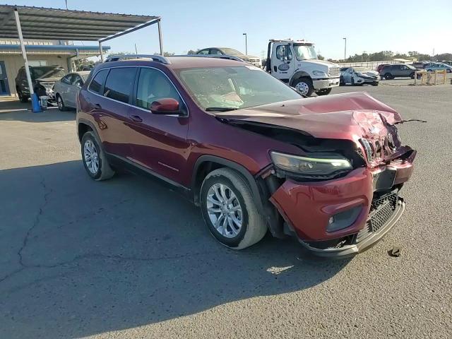 2019 Jeep Cherokee Latitude VIN: 1C4PJLCX8KD243007 Lot: 81744515