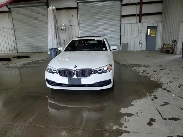 2019 BMW 530 Xi VIN: WBAJA7C51KWW05014 Lot: 84613655