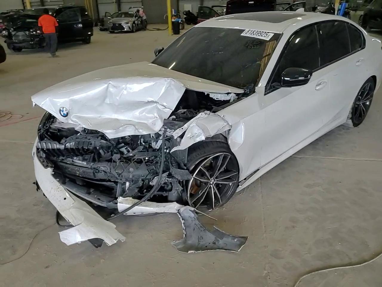 Фото: 3MW5R1J07M8B93823