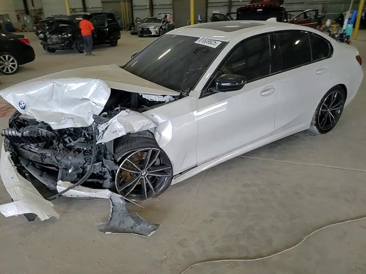 Фото: 3MW5R1J07M8B93823