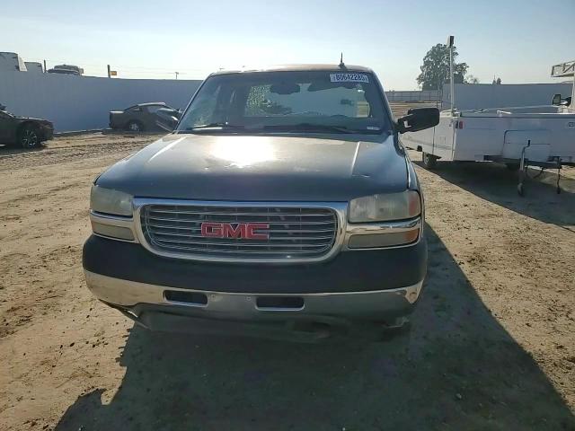 2002 GMC Sierra C2500 Heavy Duty VIN: 1GTHC29132E271609 Lot: 80642285