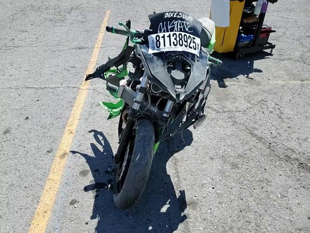 2025 Kawasaki Ex650 P VIN: ML5EXEP14SDAG5208 Lot: 81138925