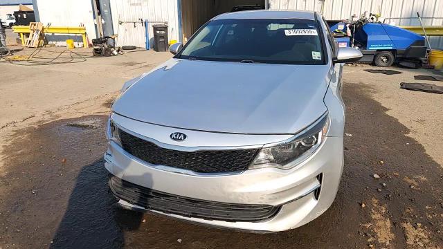 2017 Kia Optima Lx VIN: 5XXGT4L30HG131541 Lot: 81002855
