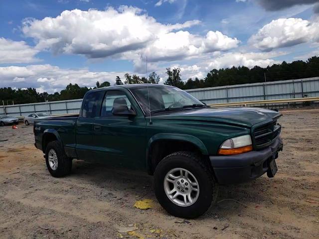 2003 Dodge Dakota Sxt VIN: 1D7HG12X33S231147 Lot: 70668215