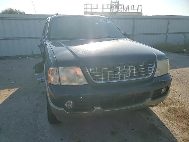 2004 Ford Explorer Eddie Bauer VIN: 1FMZU74W44UB78040 Lot: 84029215