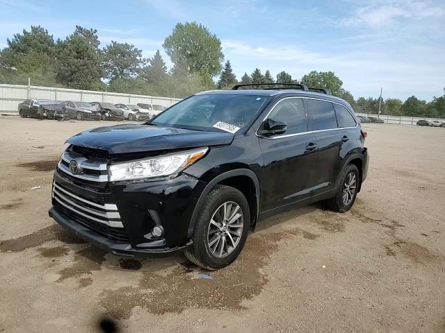 2019 Toyota Highlander Se VIN: 5TDJZRFH3KS590688 Lot: 80077505