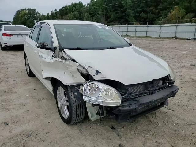 2007 Volkswagen Jetta VIN: 3VWEF71K57M160201 Lot: 81885935
