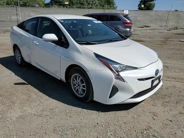2018 Toyota Prius VIN: JTDKBRFU5J3061345 Lot: 81800985