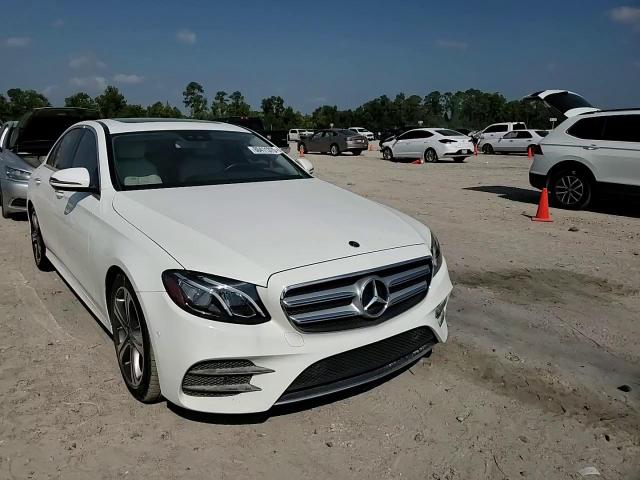 2018 Mercedes-Benz E 300 VIN: WDDZF4JB6JA435832 Lot: 80411375