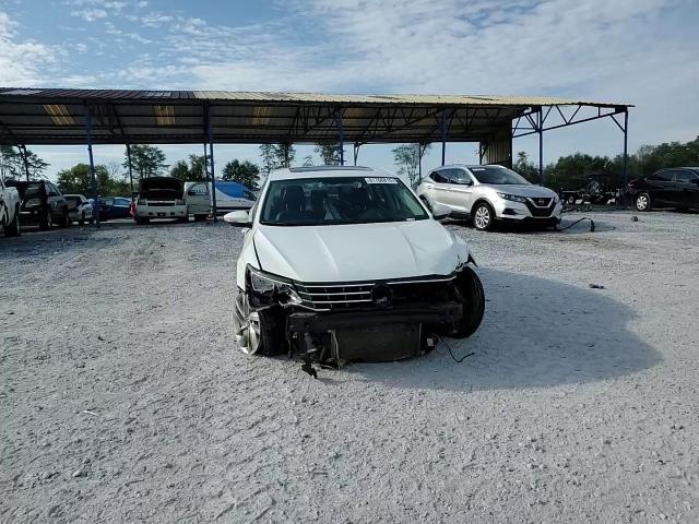 2018 Volkswagen Passat Se VIN: 1VWBA7A33JC040951 Lot: 81766815