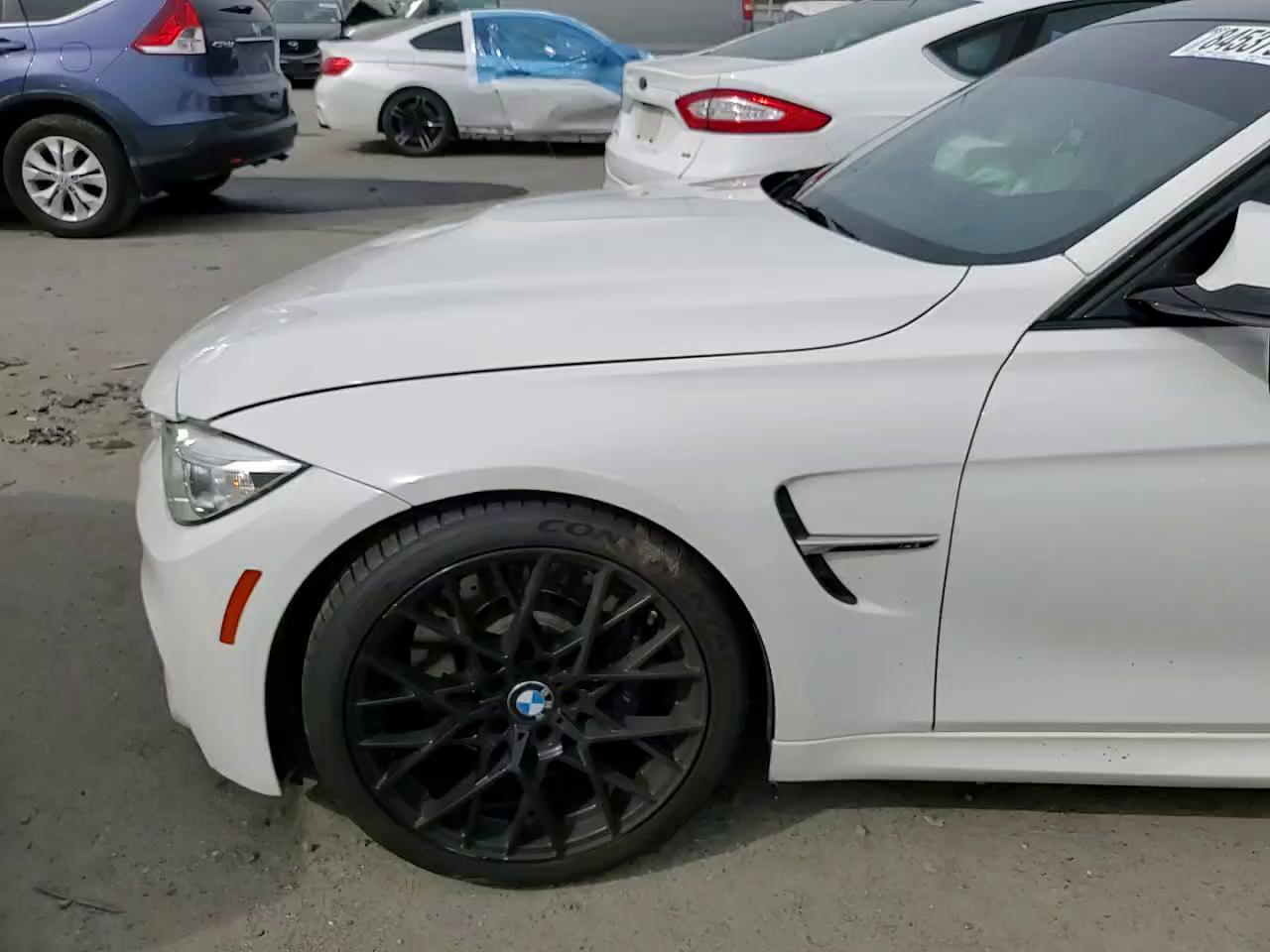 Фото: WBS8M9C50G5E68032