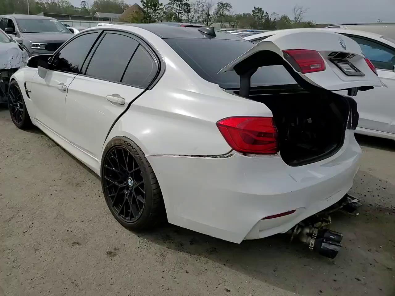 Фото: WBS8M9C50G5E68032