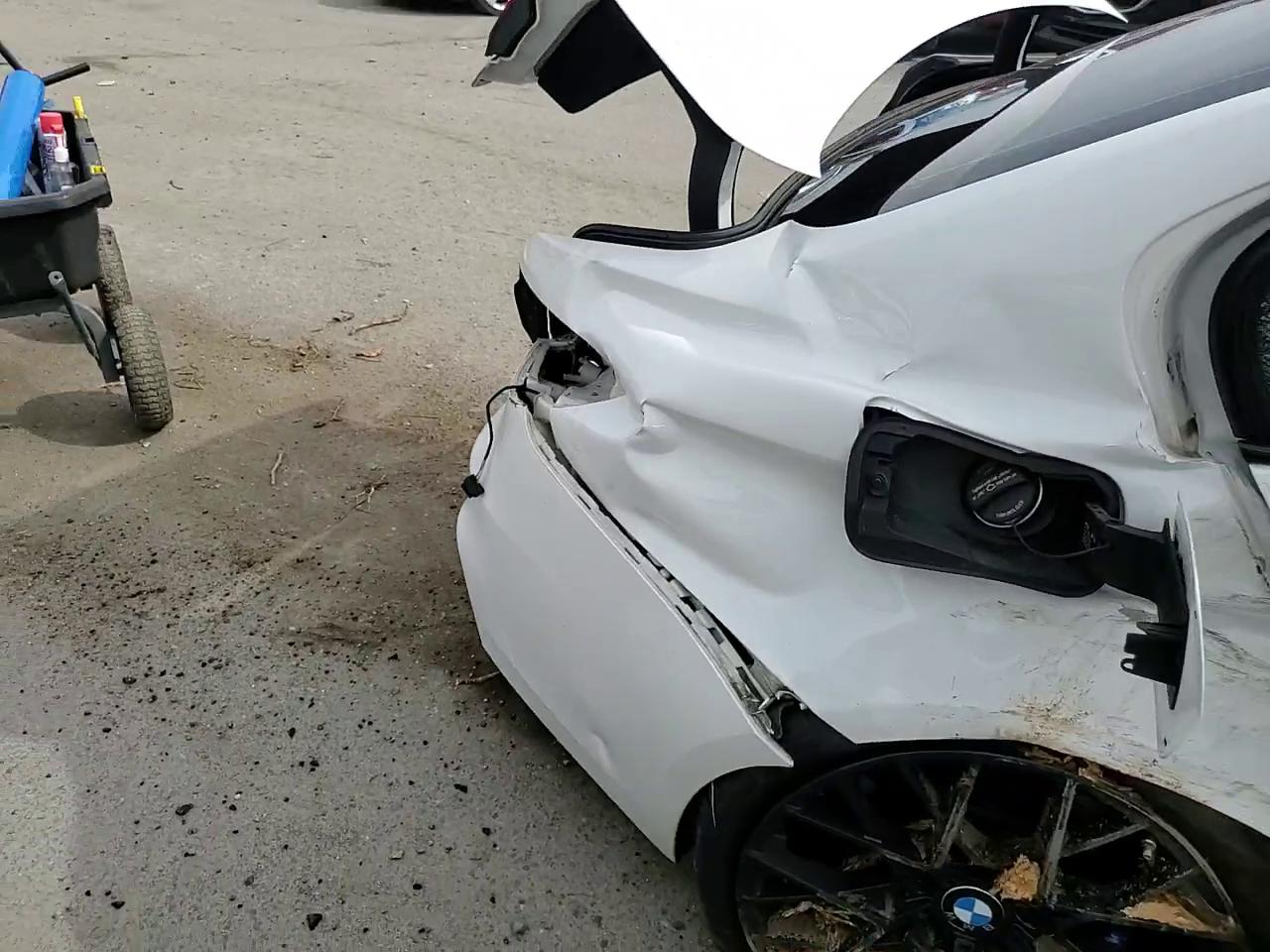 Фото: WBS8M9C50G5E68032